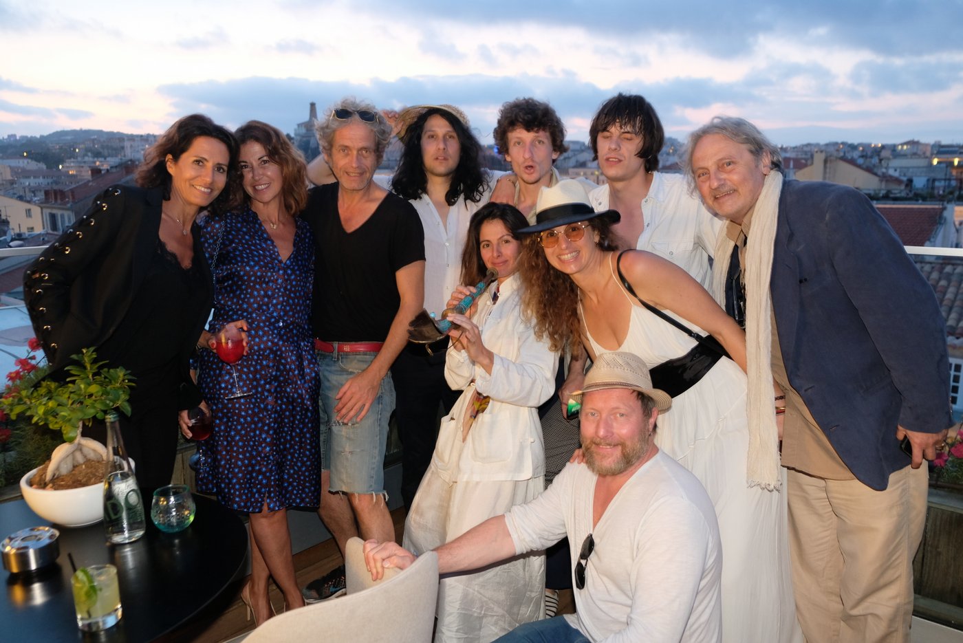la team de l A;M.E dans la suite Secrete du Five Seas Hotel Cannes