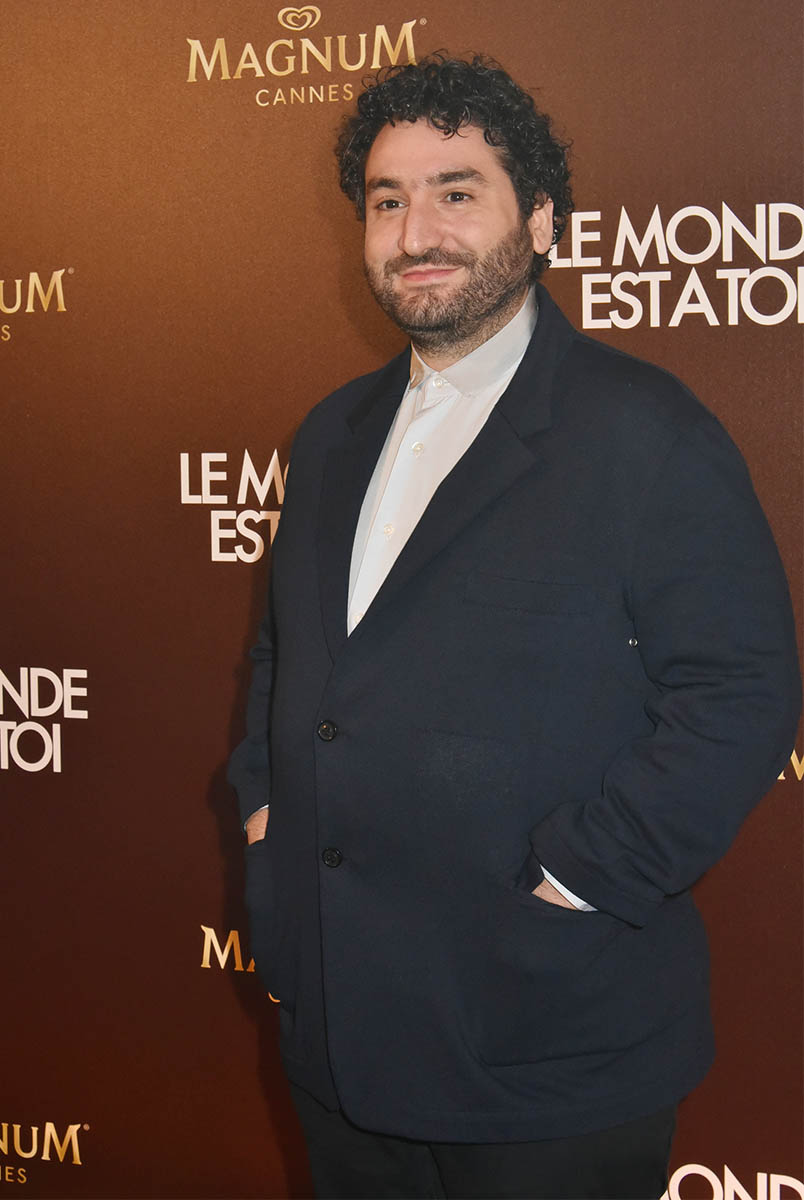 Mouloud Achour en a marre des regime sans Magnum