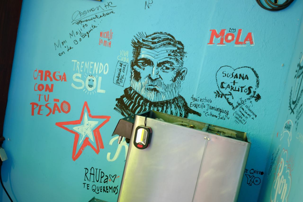 comme la la Havane on peut laisser un dessin ou une dédicace sur les murs de la Bodeguita du Plaza Havana Club