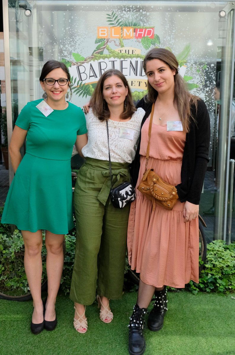 Noémie, Melinda et Julie, le trio com de ST James