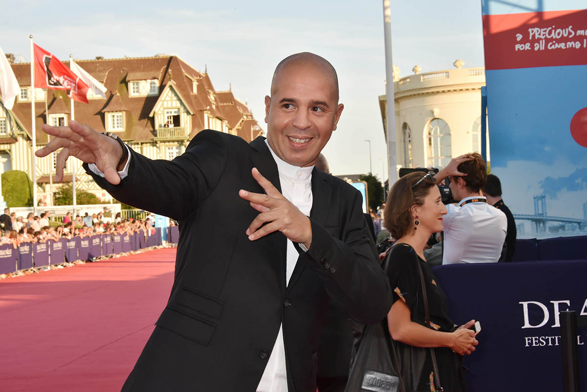 DJ Cutkiller shazamme pour donner au festival de Deauville un cote Yes we Cannes