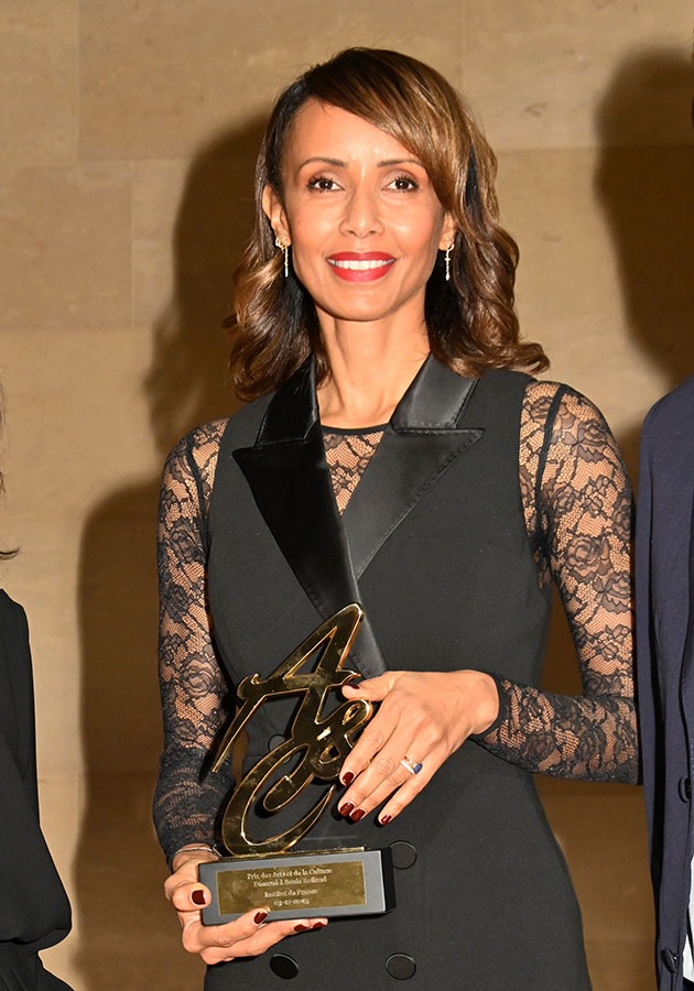 Sonia Rolland va pouvoir décorer la cheminée pour Papa Noel