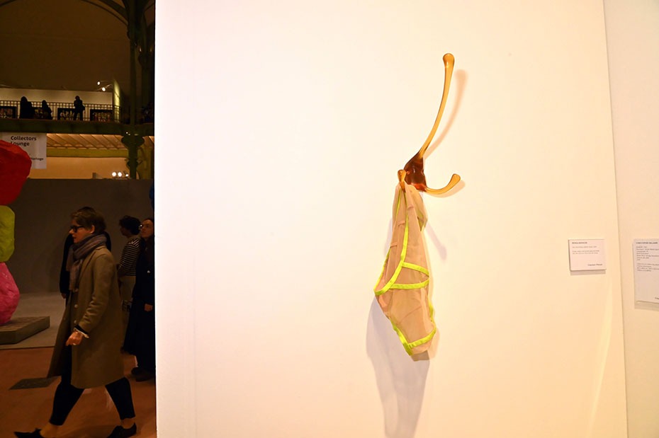 Quelqu'un a oublié un objet suspect appelez vite les démineurs