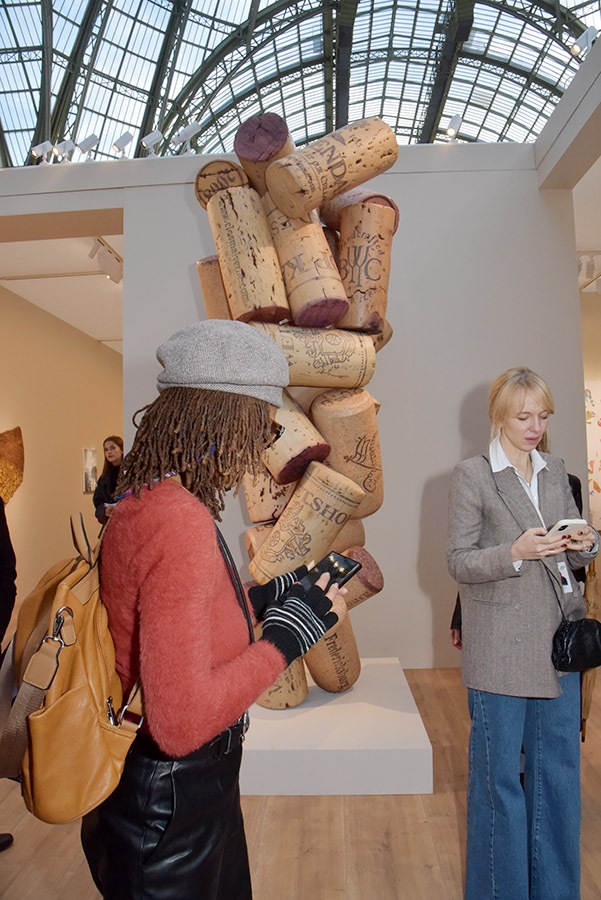 Ca bouchonne devant Jeff Koons