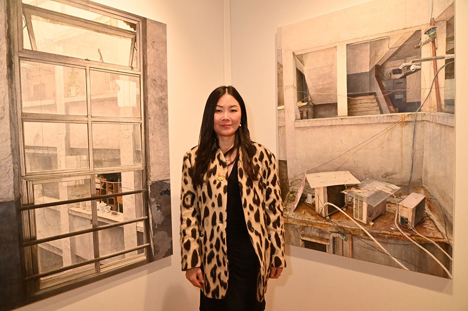 Sunhee Choi fde la  Galerie Choi & Choi presente  une oeuvre hyper surrealiste socialiste de  Jae Ho Jungthe