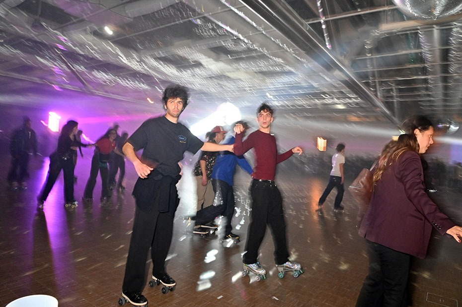 Sur le skatefloord Ca roule pour eux