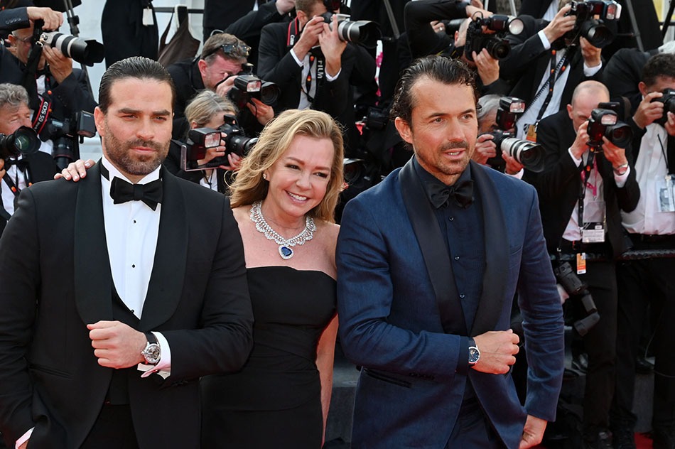 Caroline Scheufele choparde sur le red carpet avec avec William Abadie et Alejandro Nones