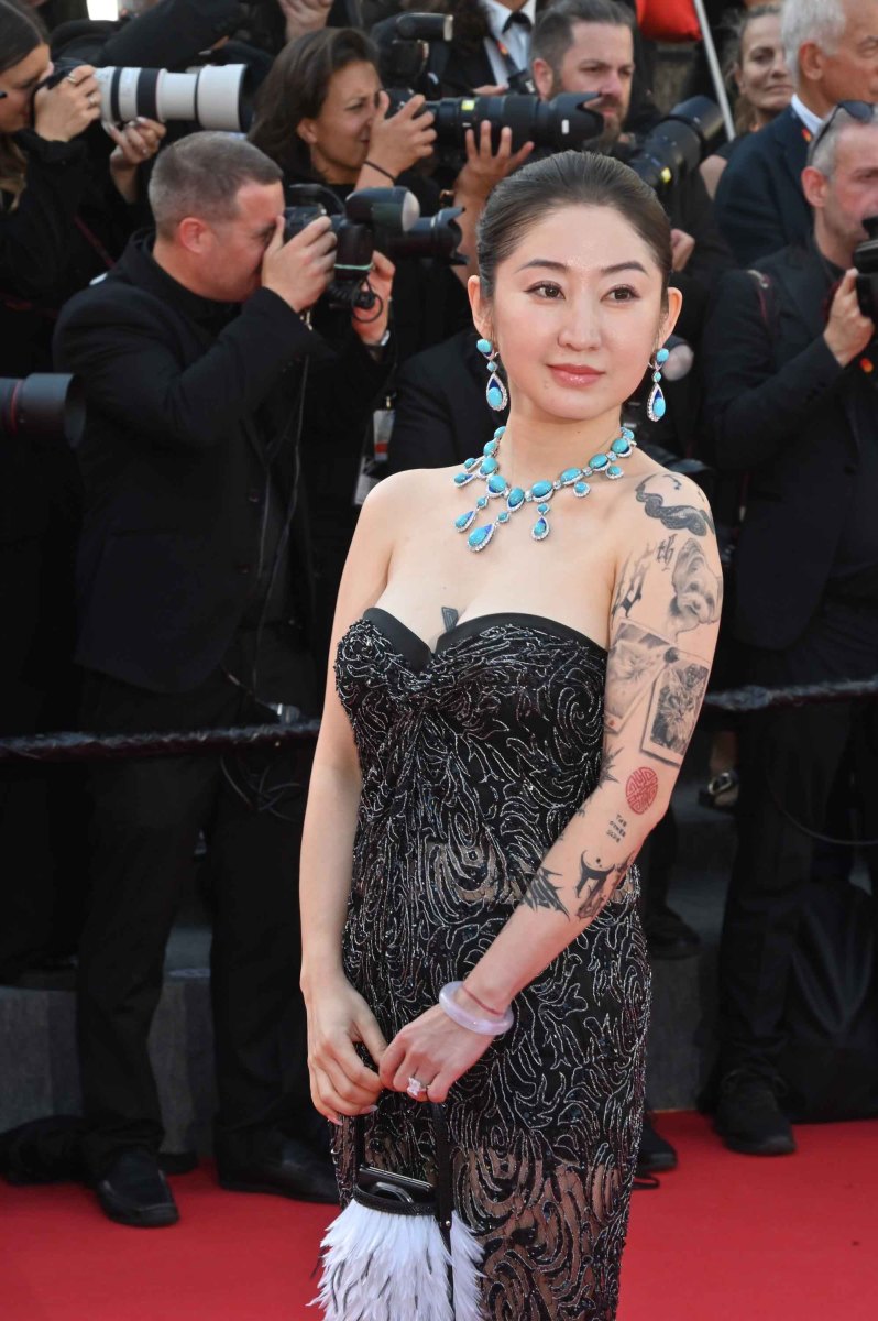 Une belle asiatique Tatoo est elle forcément une femme Yakuzazoo?