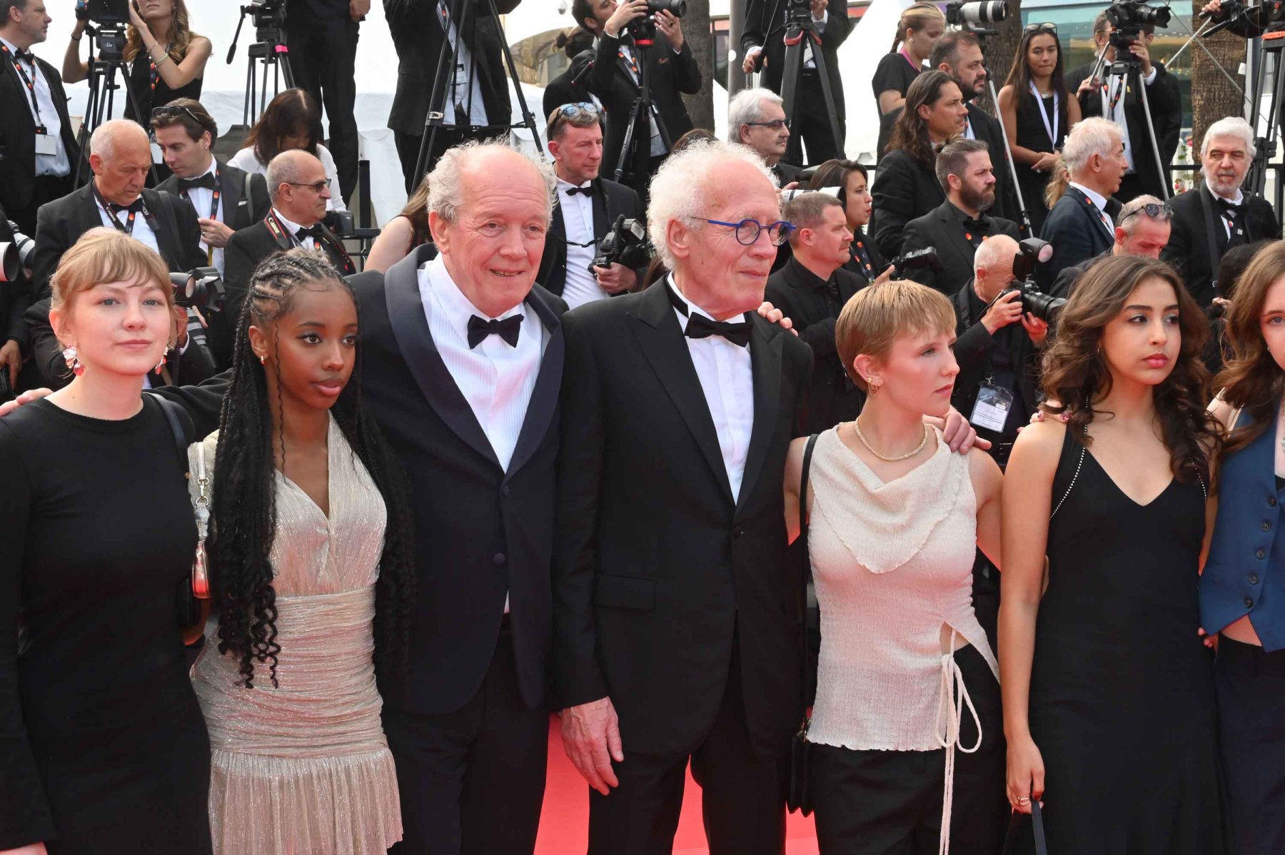 Jean Pierre et Luc Dardenne et leus jeunes filles aux mères