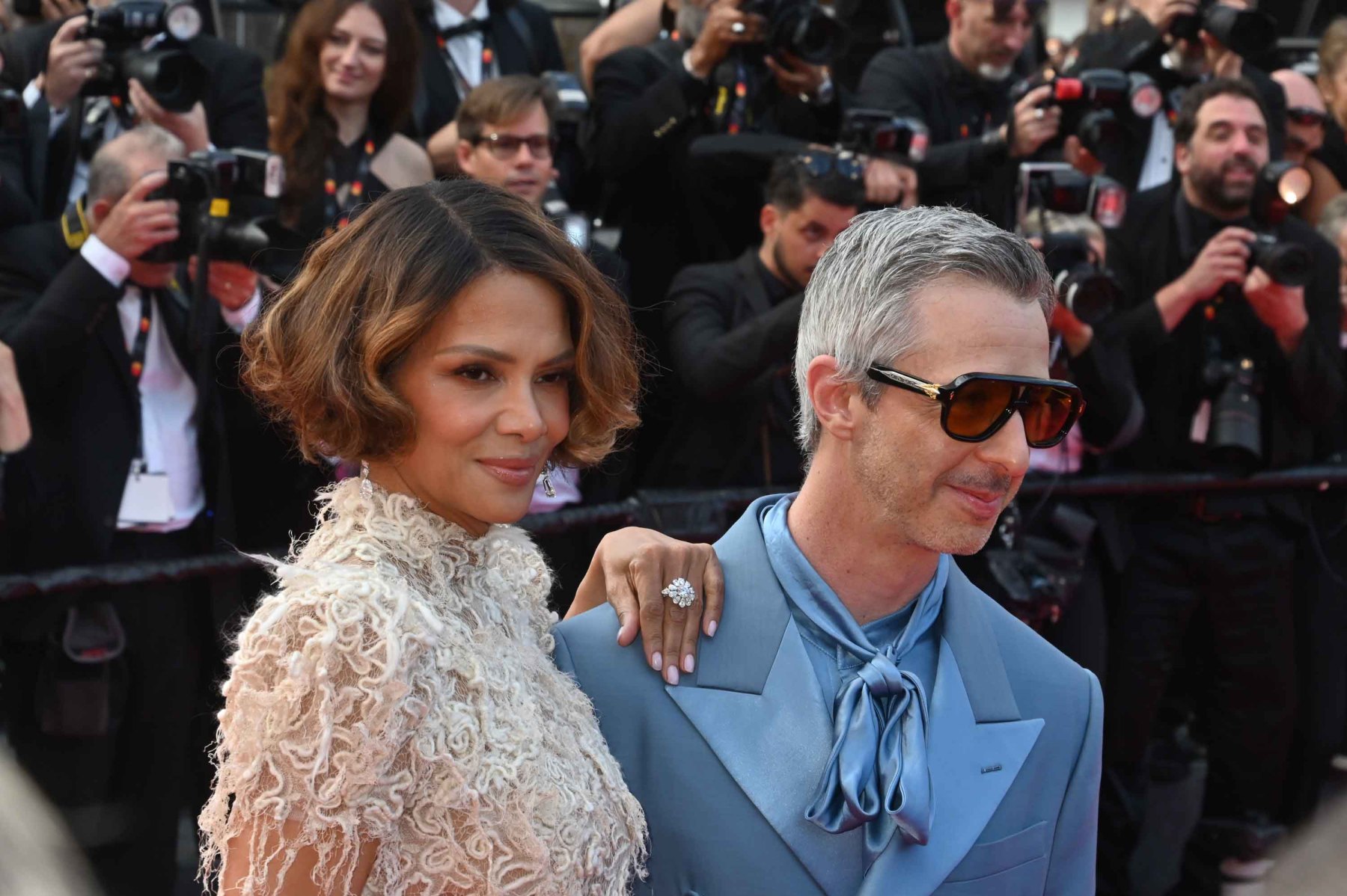 Halle Berry avec l'homme fort: Jeremy Strong
