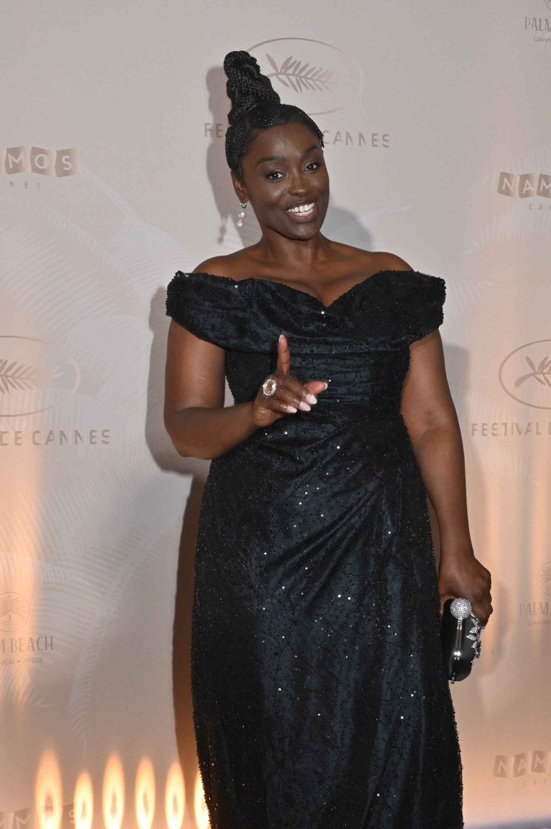 A l'OPening Dinner ; Aissa Maiga memaraboute du doigtll Oh Oui j'aime trop ses sorts