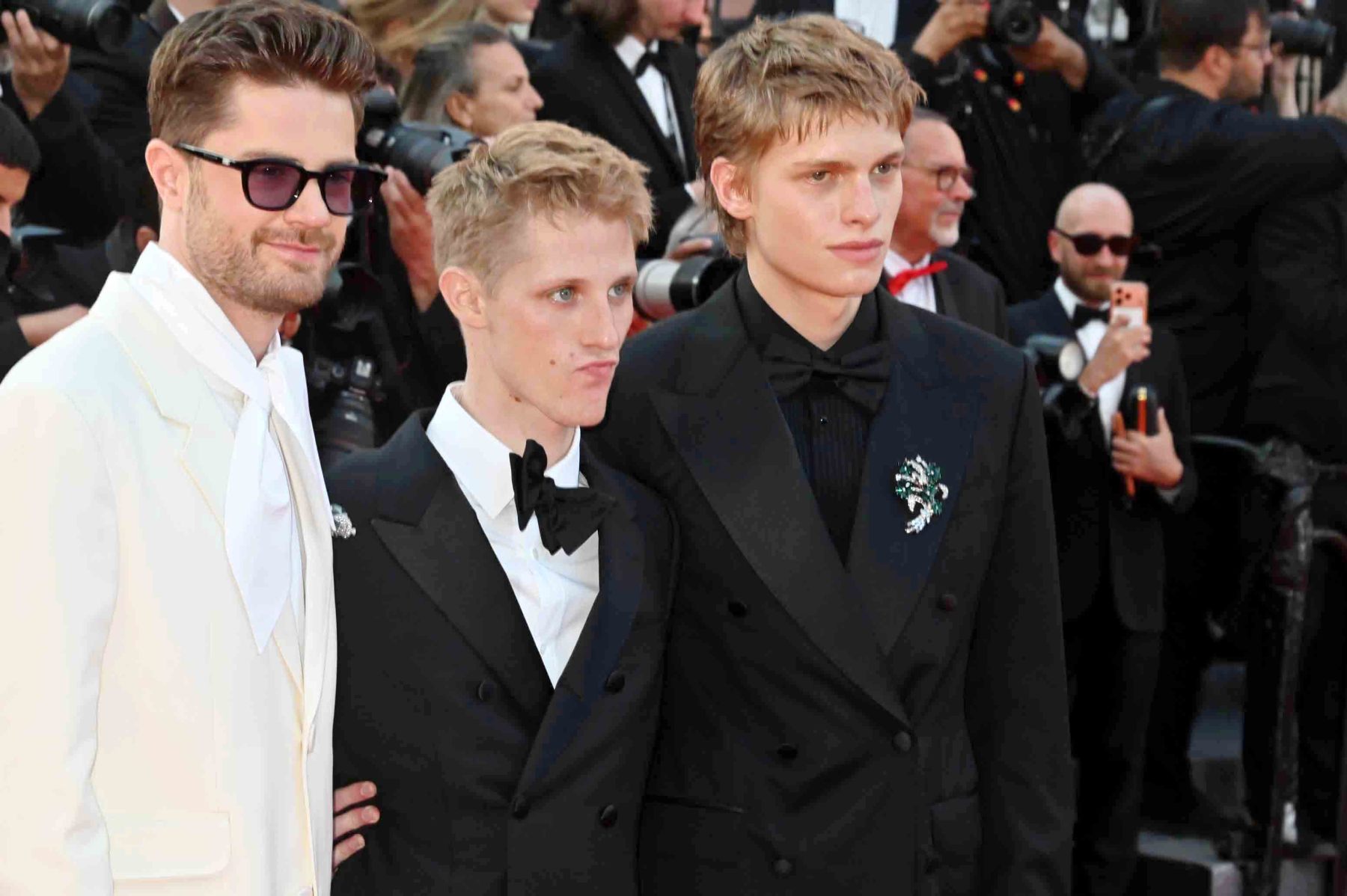 Le realisateur de « Coward » Lukas Dhont et ses deux acteurs Valentin Campagne et Emmanuel Macchia Prix d'interprétation masculine (ex-æquo)