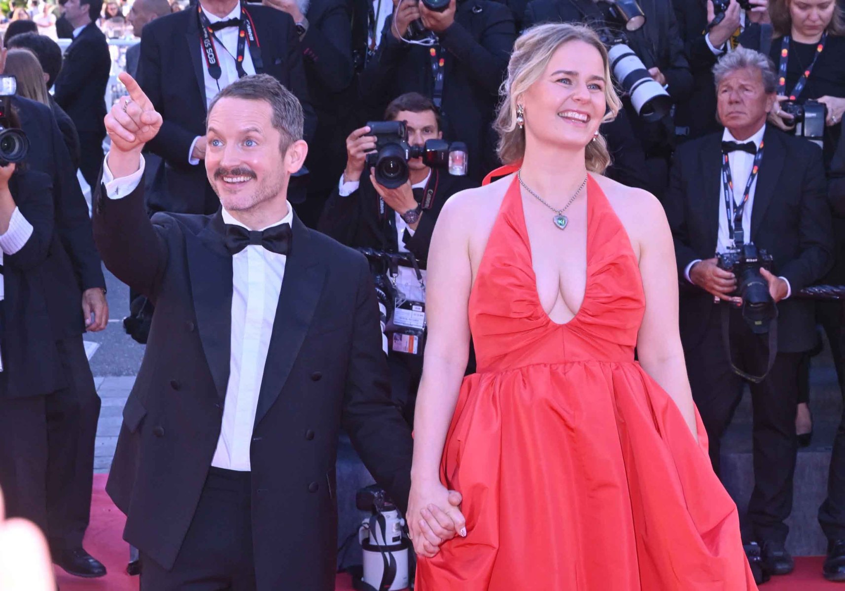 Elijah Wood s'est trouvée Une fiancée: Bilbelle La Hobbit qui s'appelle en vraie: Mette-Marie Kongsved !