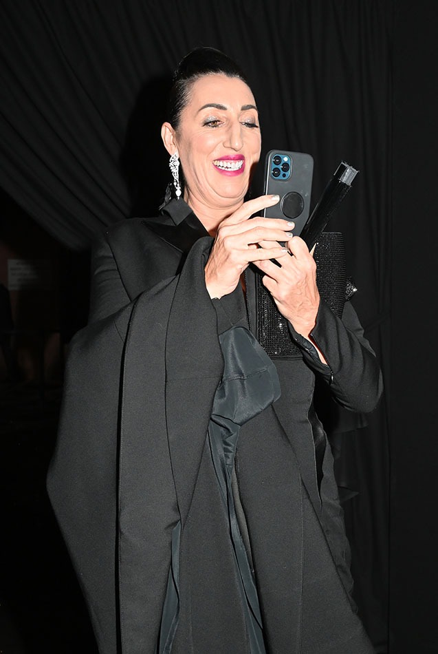 Rossy de Palma en mode snipeuse