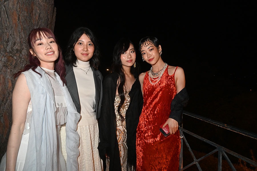 TITANIC OCEAN » PARTY VILLA DES MINISTRES nos 4 samouraillettes
Arika Sasaki, Melinq Mardini, Hanna Muro And Riku Nakamura