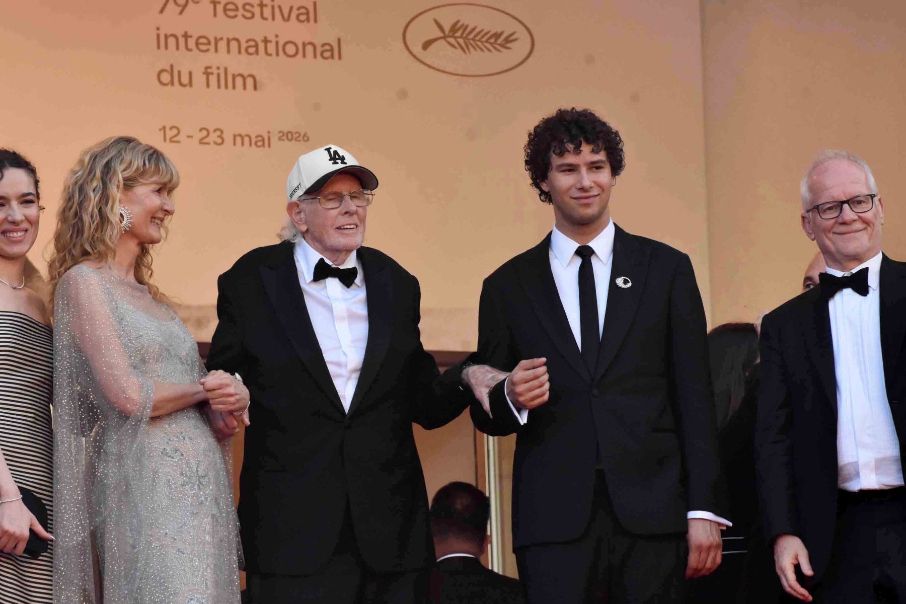 L'acteur américain Bruce Dern entouré de ses proches est intronisé par Thierry Fremeaux