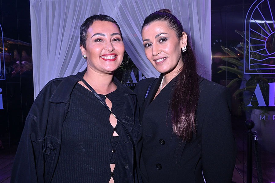 AKILI PARTY Charni Hedia And Karima Hedia sisterent un max