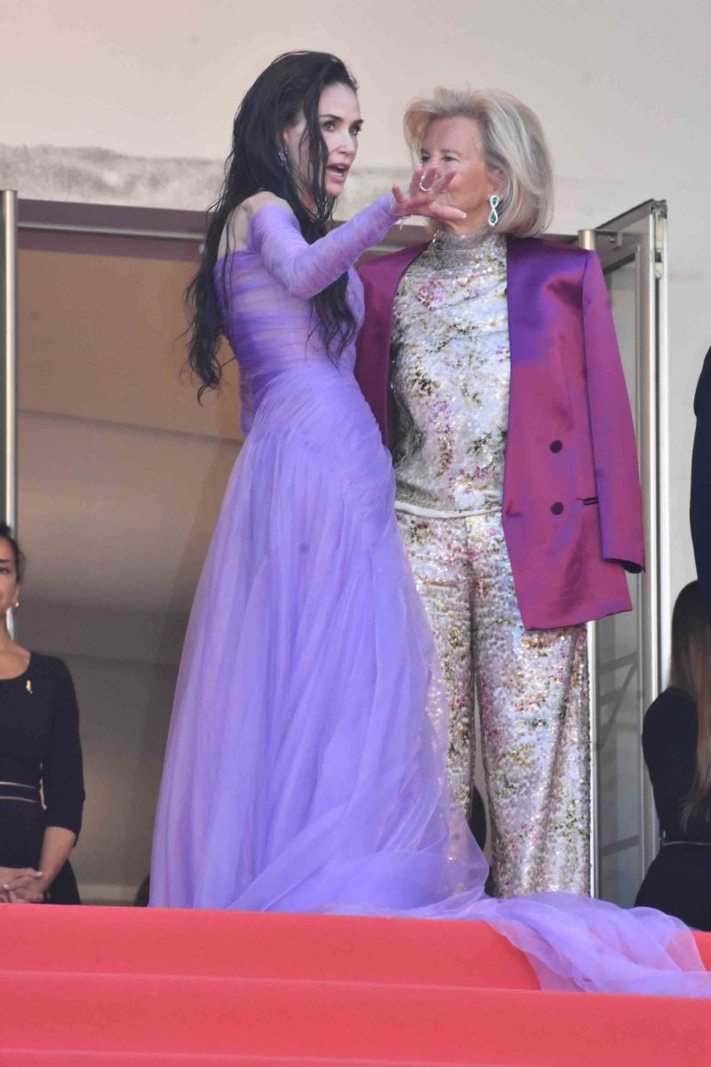 Demi Moore a pu arriver a bon port et est recue par La Présidente Iris Knobloch