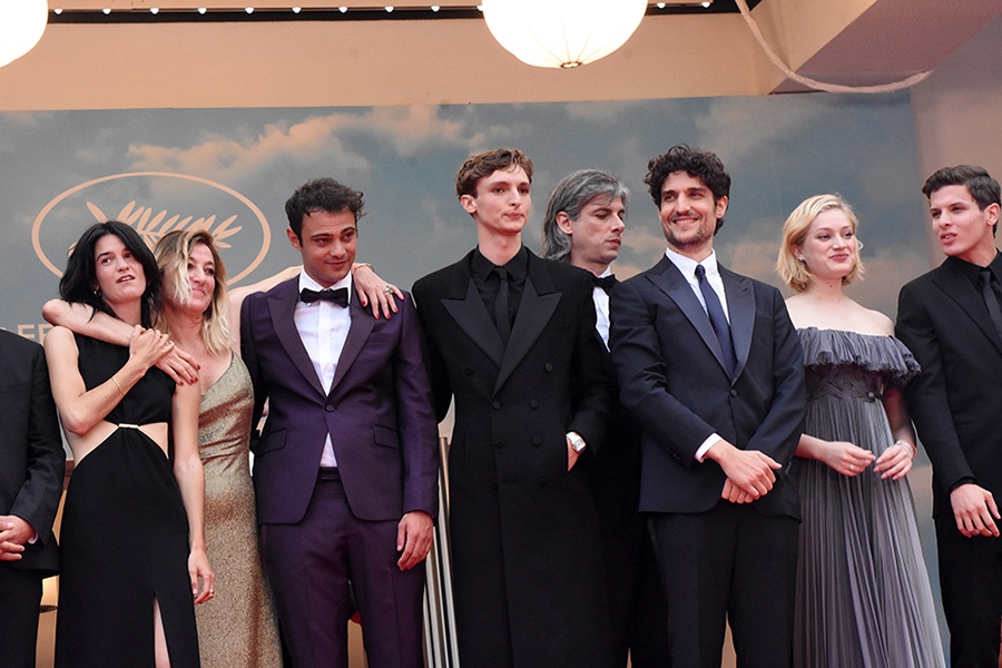 Valeria Bruni Tedeschi et sa bande de chouette copains: Suzanne Lindon, Sofiane Bennacer, Vassili Schneider and Louis Garrel Nadia Tereszkiewicz