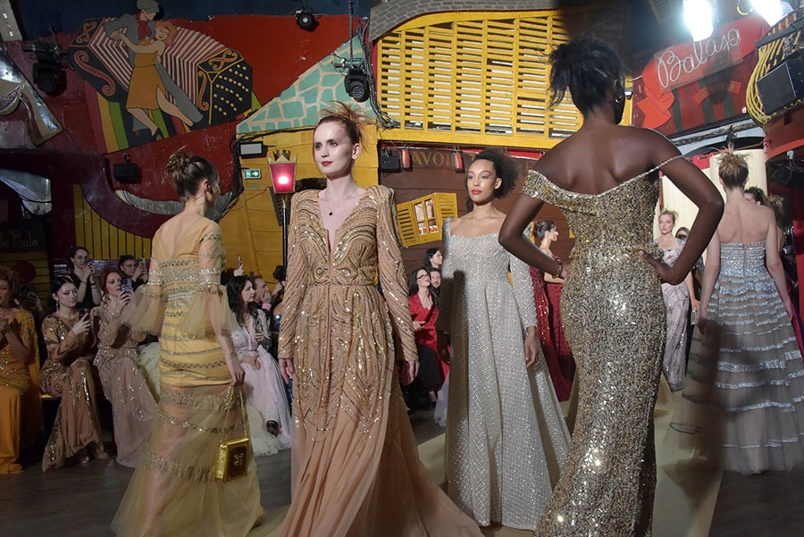 Agatha Maksimova, suivie de Sella Capiitaine affrontent la finale Guillarmé