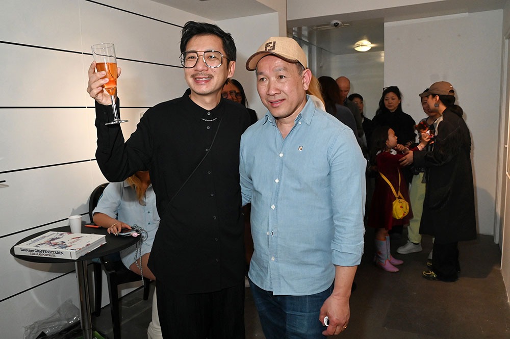 Deux Peintres Maison A2Z les talentueux Bao Vuong (peintre et ex boat people) et Dan Hoo qu'on ne vous présente plus !