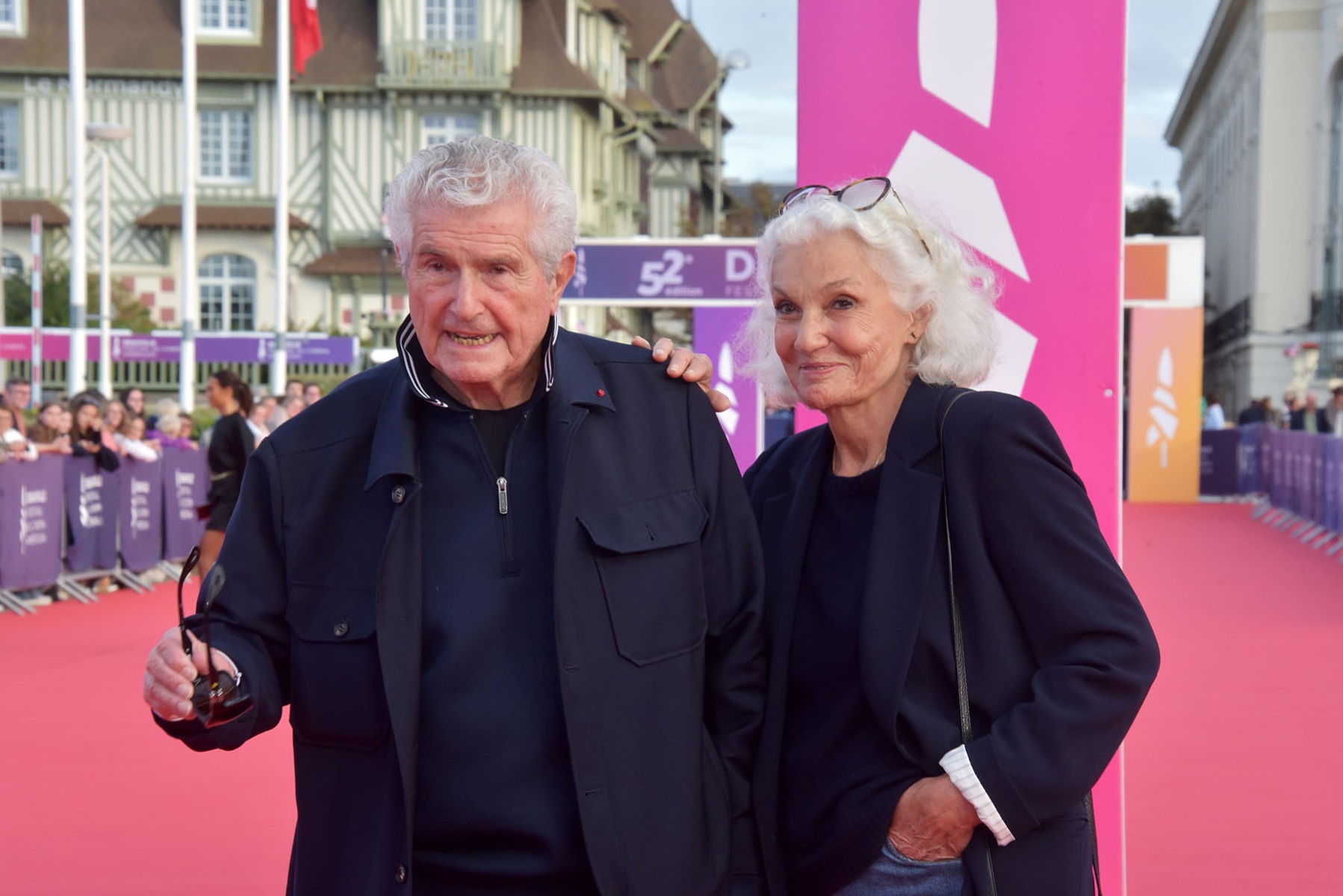 Bunker Première King Shabadabada est là donc tout va !! Claude Lelouch avec sa sister Martine