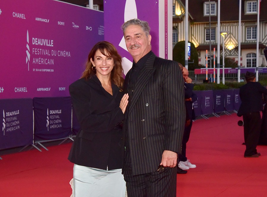 On annonce le palmares sur le red carpet : Aure Atika se joint à l'appel du general Charles Abkarian