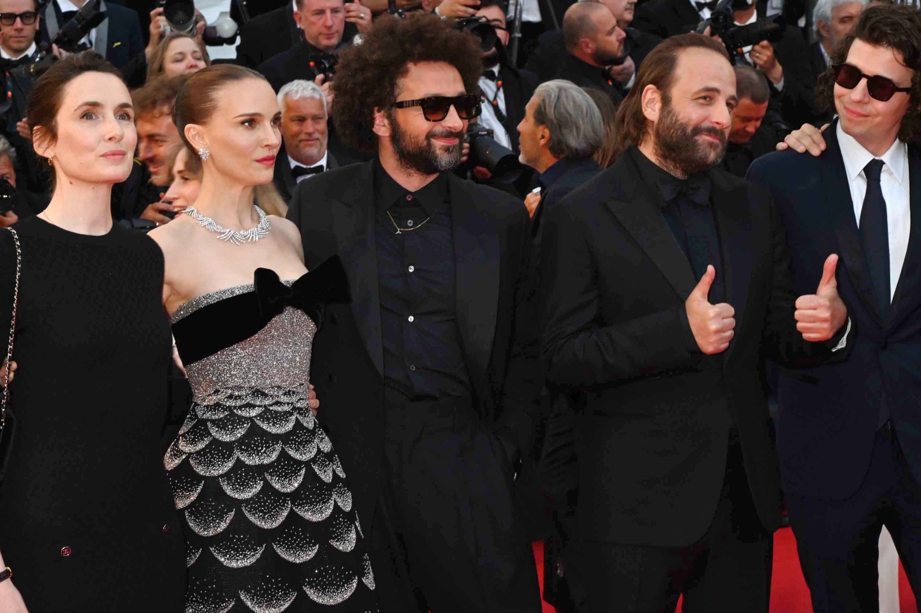 Tout baigne pour Vincent Macaigne avec Sophie Mas Natalie Portman et William Lebghil