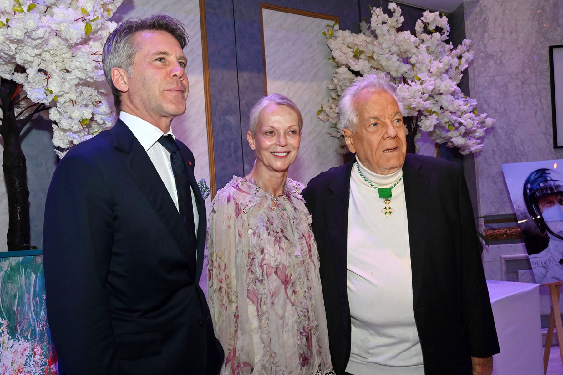 Prince Emmanuel Philibert de Savoie avec sa cousine Helene de Yougoslavie et notre Massimo Gargia national !