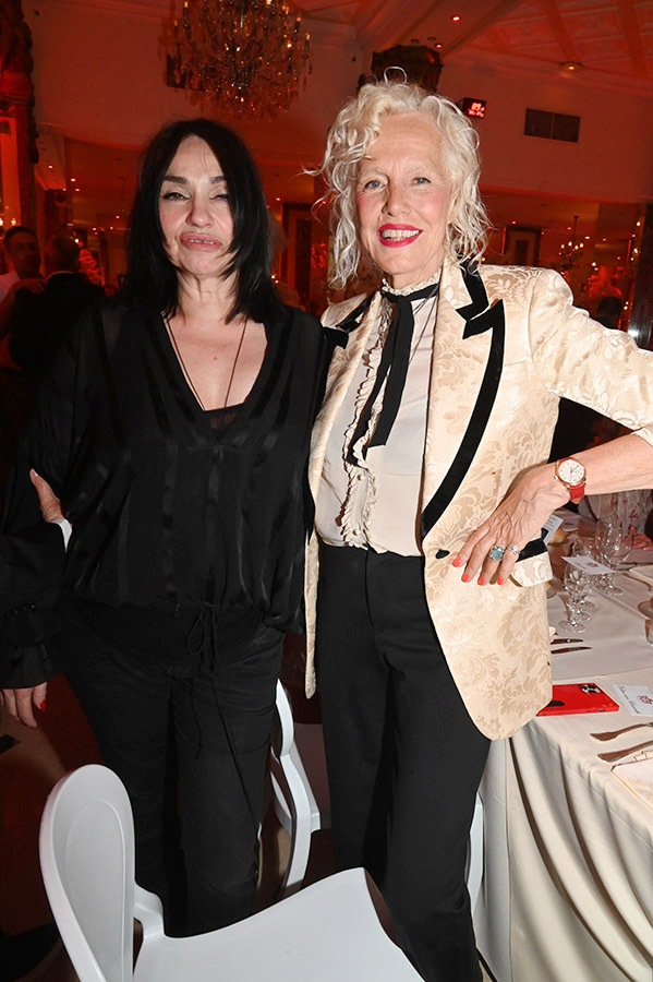 La Dalle et Ellen VON en black and white