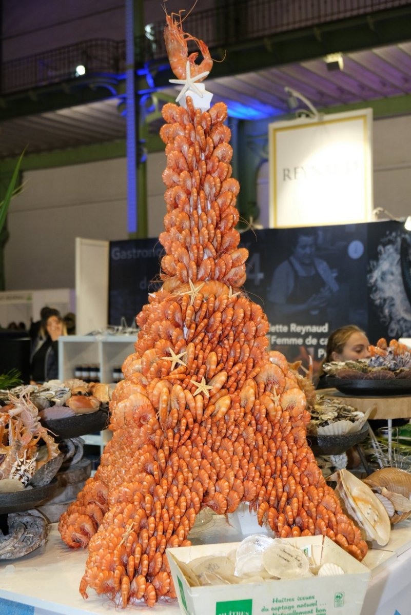 Paris, et cette Tour Eiffel de Crevettes.