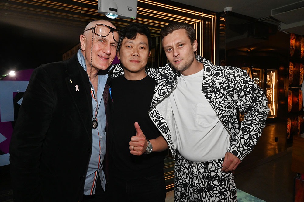 Ici à L'after FIJA au Pink Koi: PR thierry Ker , le boss du Pink Koi Zuo Zewei et Rod Paradot