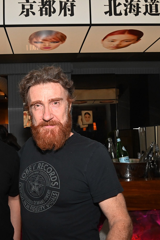 Ici à L'after FIJA au Pink Koi : Thierry Fremont en empereur Barbe Rousse