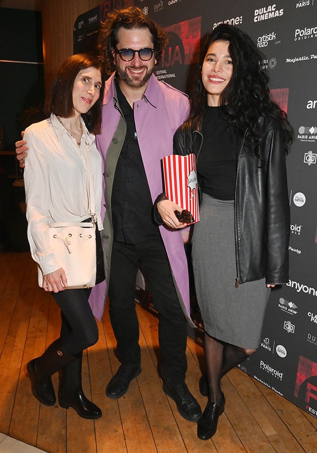 Jacob Bourguignon sandwiche entre Joy Koch, etEkaterina Khamraeva