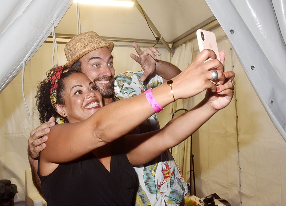 Zyva Un selfie avec le bibi de Joao Selva