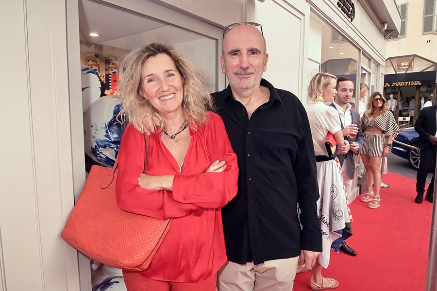 Sylvie Bourgeois Harel est venue avec son mari le réal bronzé Philippe Harel
