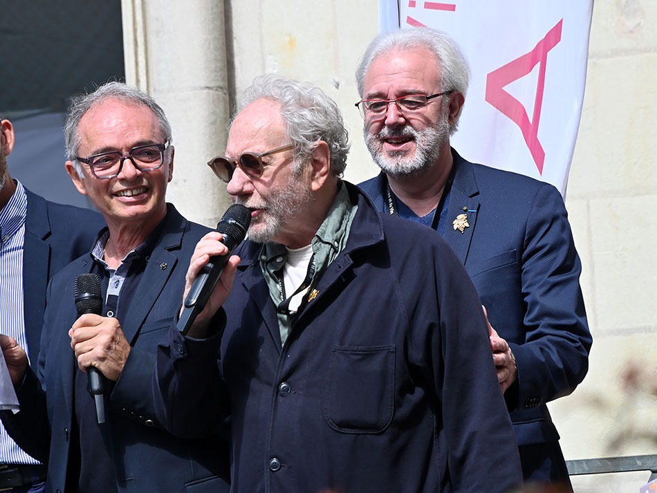 Jean Maurice Belayche Jacky Berroyer et Philippe-Faure-Brac mousquetairent à Saumur