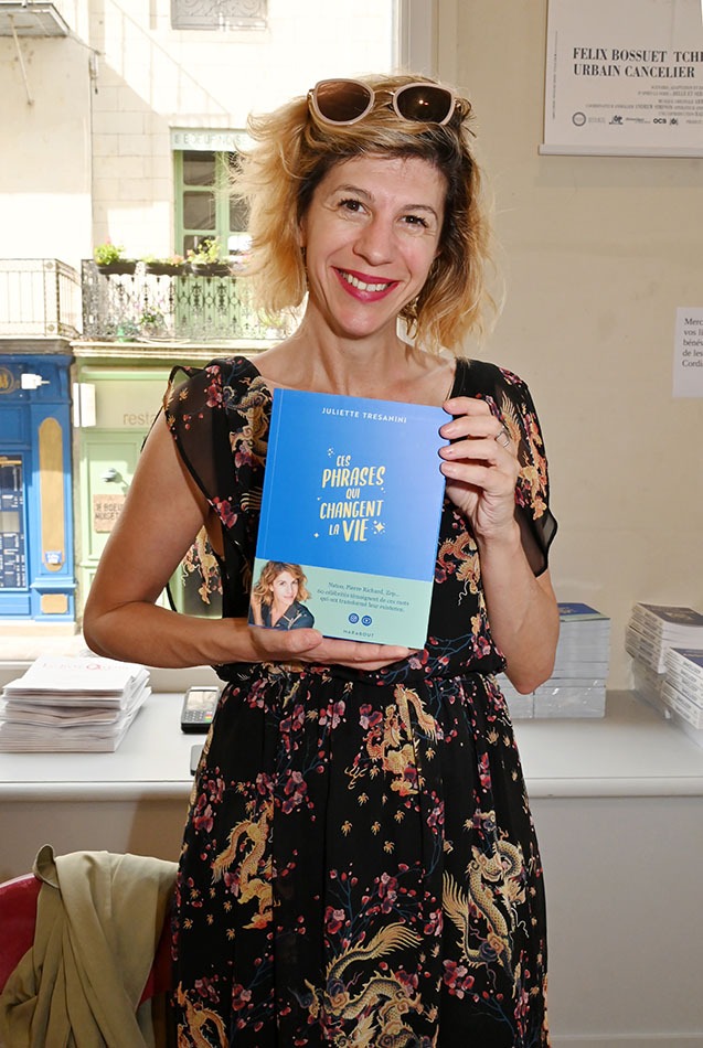 Oui demain vous appartient Juliette-Tresanini et son recueil de recettes faites de "Ces Phrases Qui Vous Changent la Vie !