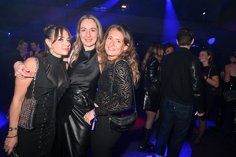 Constance de chez L'Oreal Pro et ses amies