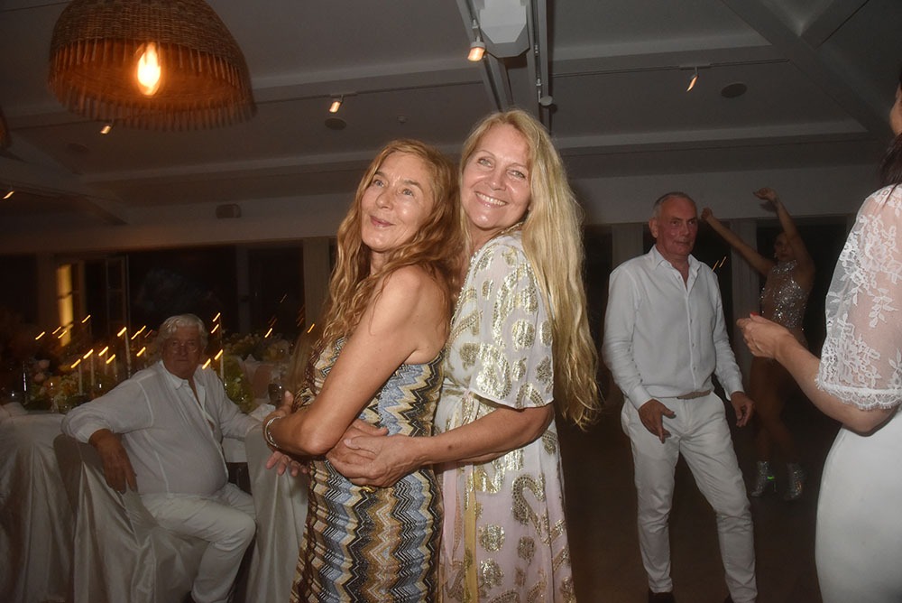 Dolores Mimran, Elisabeth Rozim slowe