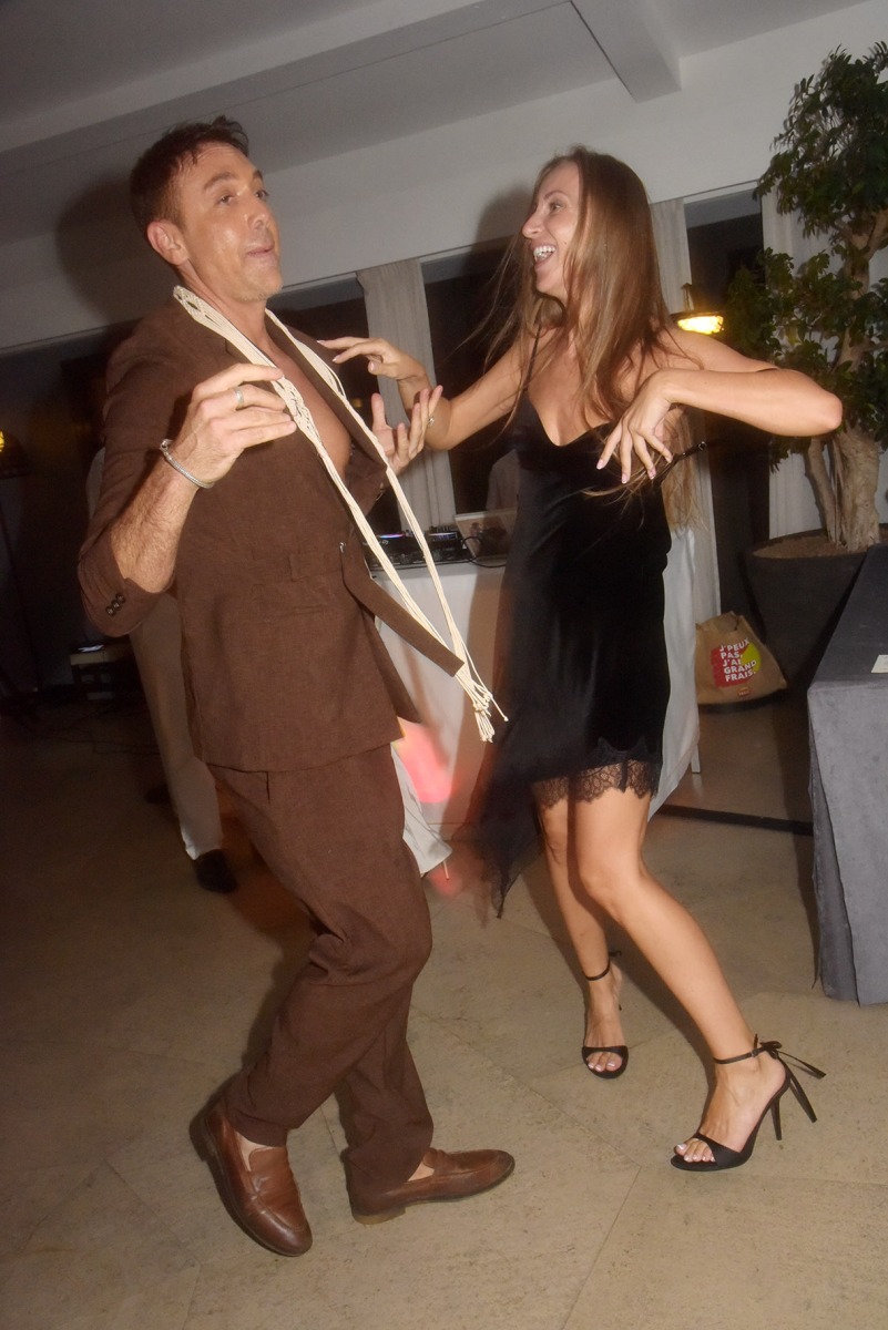Maxime Dereymez et sa belle sur l'air Cha Cha Cha des thons !!