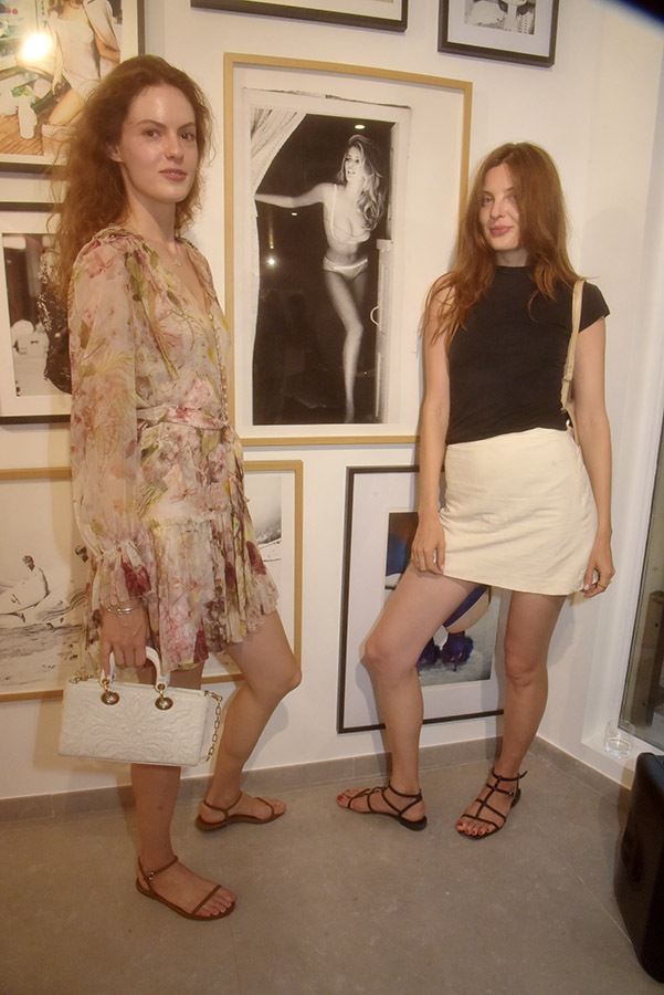 Adrija Deicmane aime la couleur et et Lana Kashu préfère le Black and white