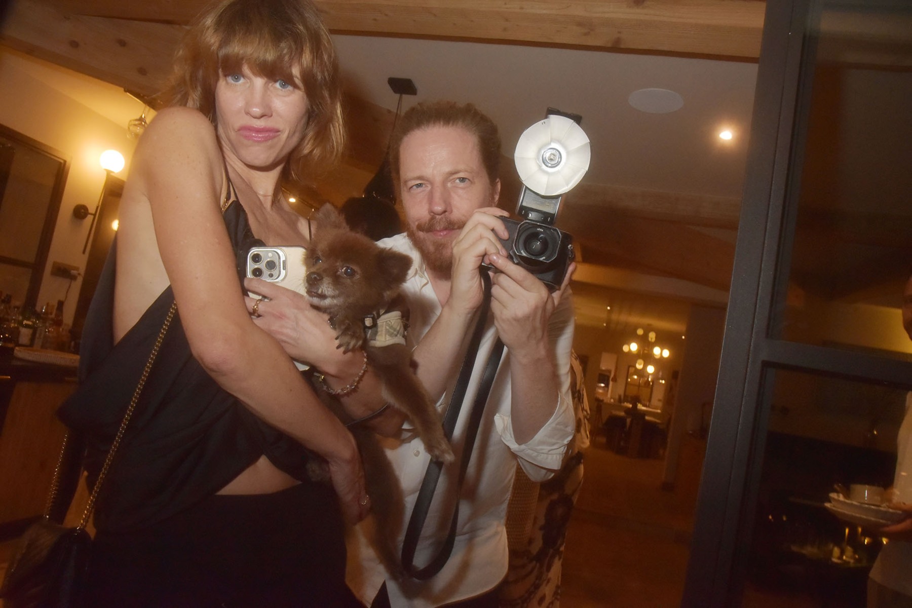 Ellen After Party Domaine Du Manquivé Lesley Feipel Dog Priscilla et Sascha Linse en mode paparazzo
