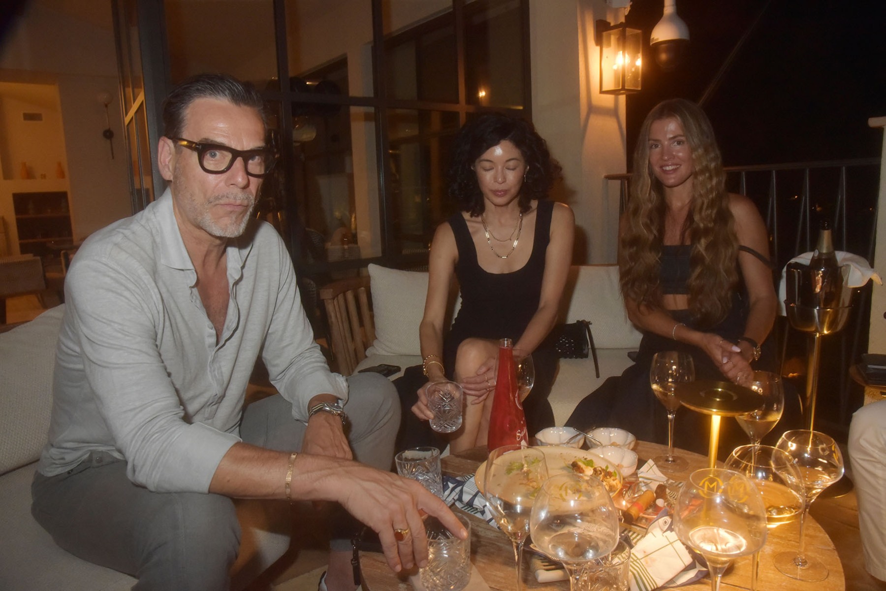 Ellen After Party on me présente le Dr Harry Koenig, une invitée et Rita Pivoriunaite