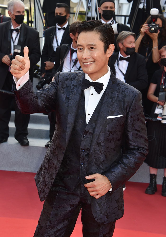Lee Byung-hun qu'on a vu dans l'excellent "Bitter sweet Life" présente aujourd’hui Le Premier film de Park Chan-wook « Joint Security Aera « 2018 avec Song Kang Ho