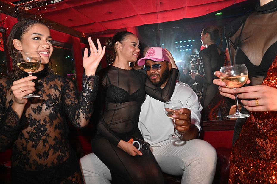 A quoi voyez vous que Kidd Waya est un VIP?