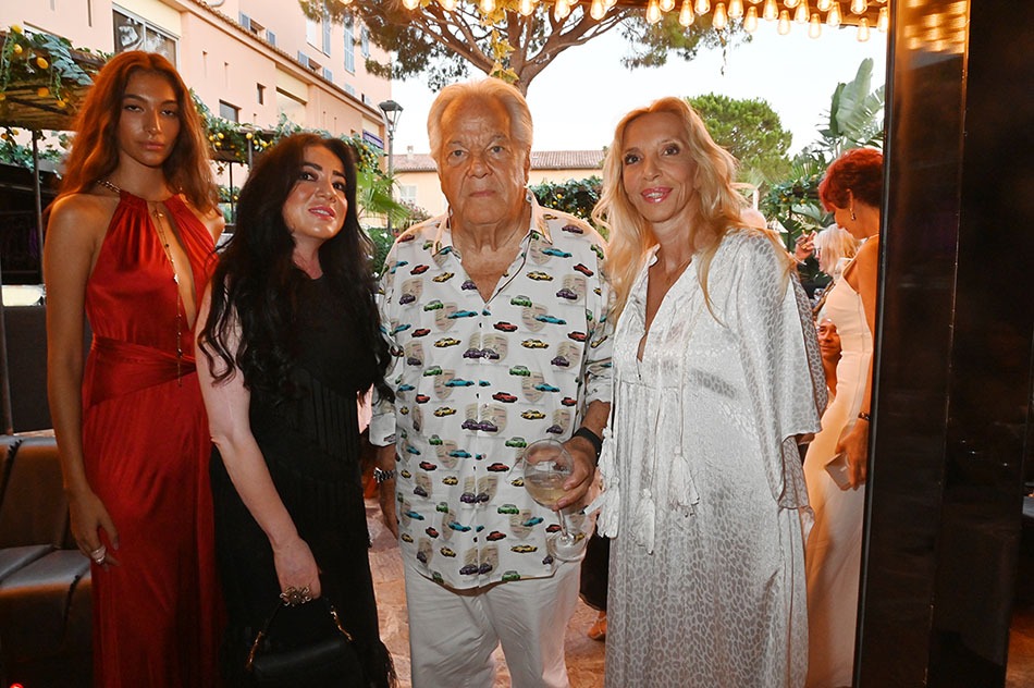 Massio Gargia est bien entouré de Nour Rizk, sa mère Chahrazad Rizk, et de Sylvie Elias Marshall