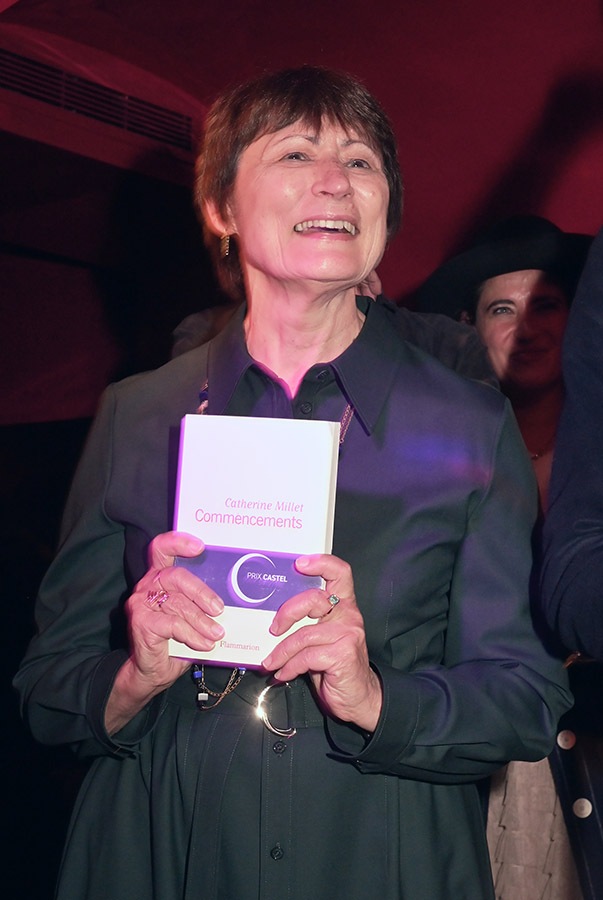 La Prix Castel est décerné à Catherine Millet pour son  book "Commencements"