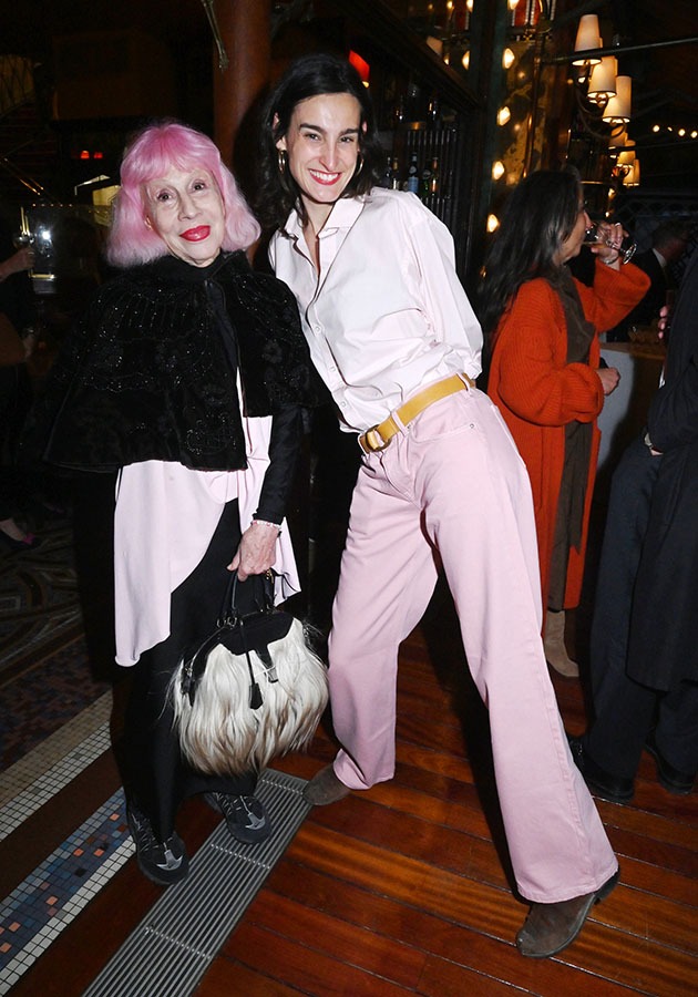 Nine d'Urso raccord pink on pink avec Marie Beltrami