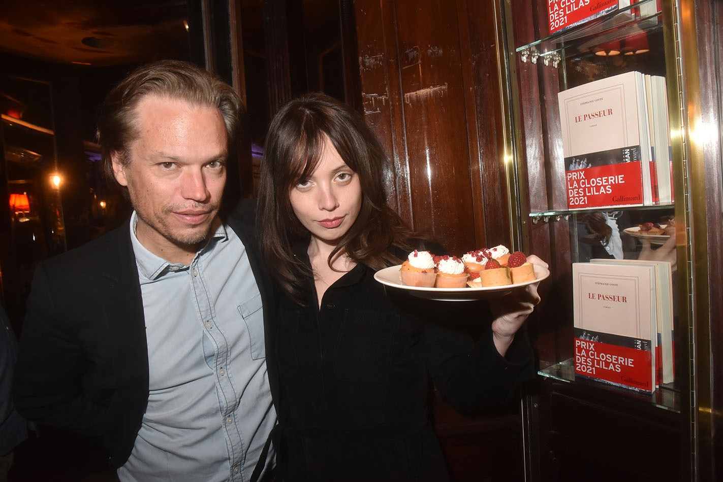 Prix de Flore 2020 Thibault De Montaigu et Savannah Nolan aux p’tits fours et au moulin !!